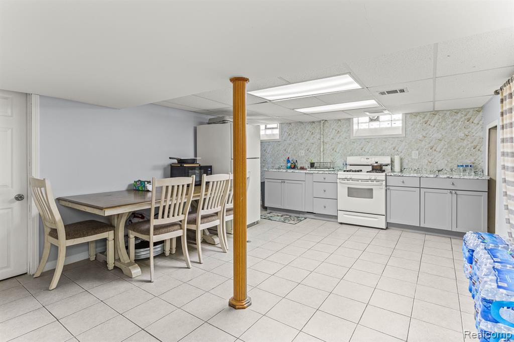 4770 ORCHARD Avenue, Dearborn, MI 48126 — Photo 26