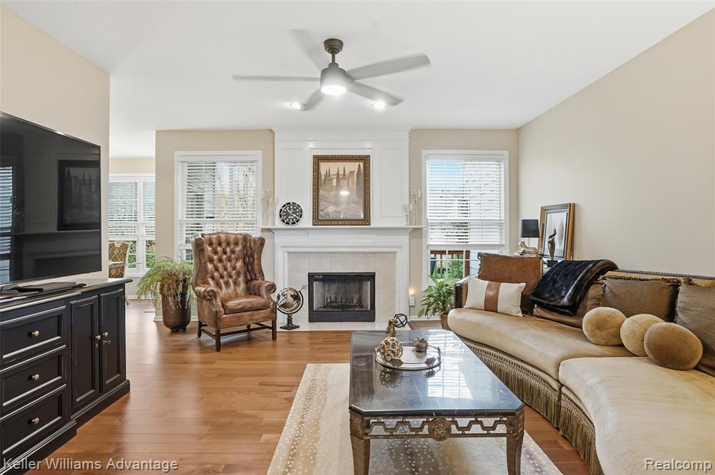 39469 Edgewater Drive, Northville, MI 48168 — Photo 10