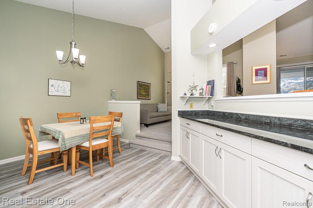 1903 Eagle Pointe, Bloomfield Hills, MI 48304 — Photo 18