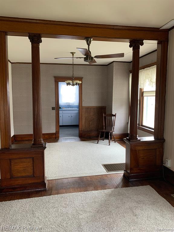 403 E CLINTON Street, Howell, MI 48843 — Photo 9