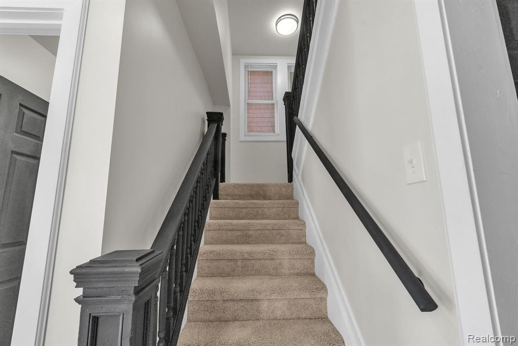 2575 Harding Street, Detroit, MI 48214 — Photo 15