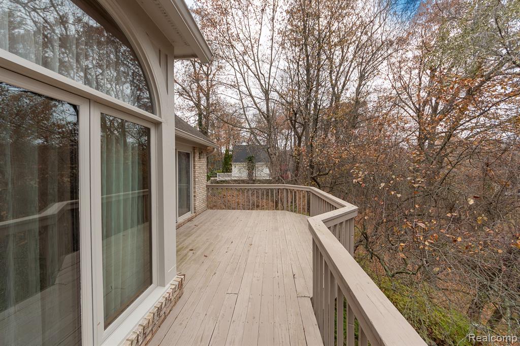 2321 Pine Hollow, Brighton, MI 48114 — Photo 37
