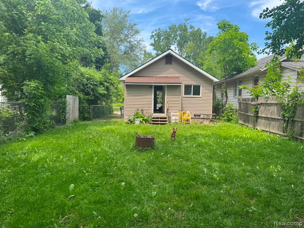 823 Remington Avenue, Flint, MI 48507 — Photo 9