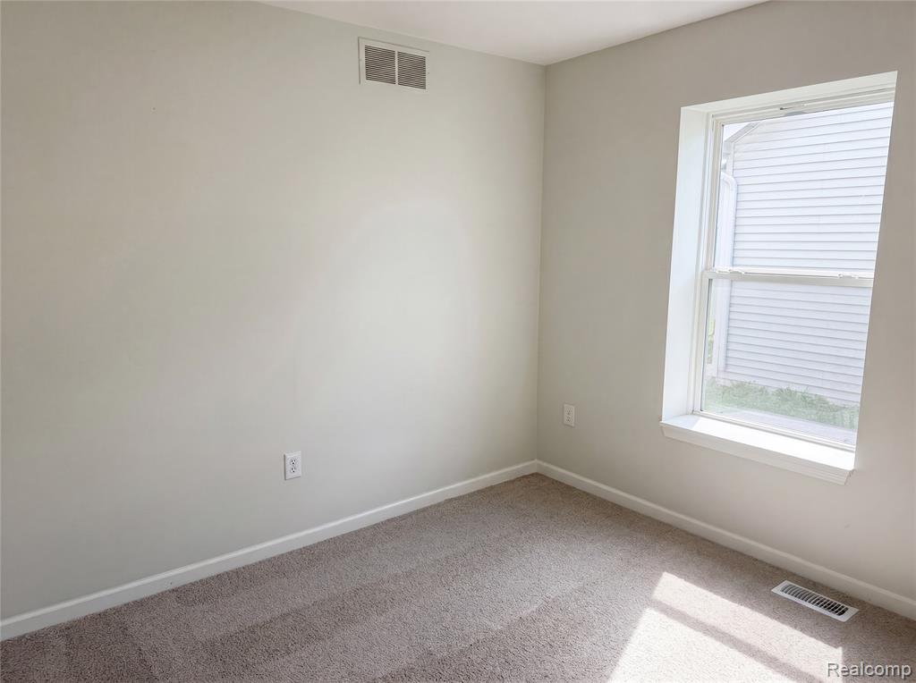 42724 N Walnut Street, Clinton Twp, MI 48036 — Photo 6