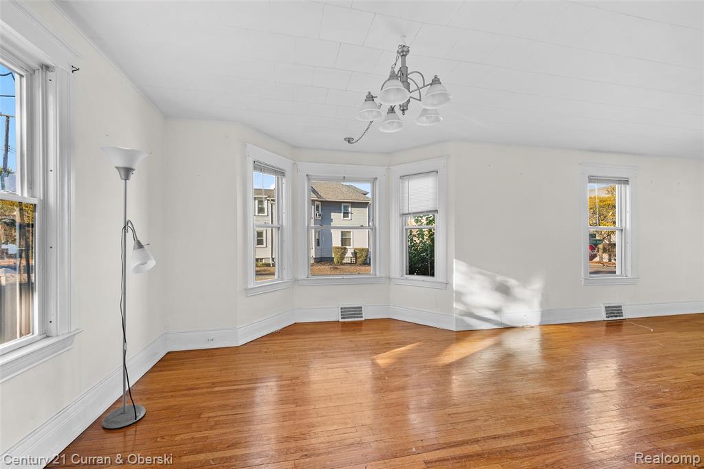 902 S Washington Avenue, Royal Oak, MI 48067 — Photo 7