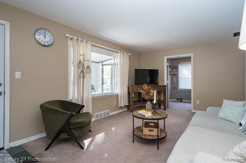 46759 Waco Street, Shelby Twp, MI 48317 — Photo 7