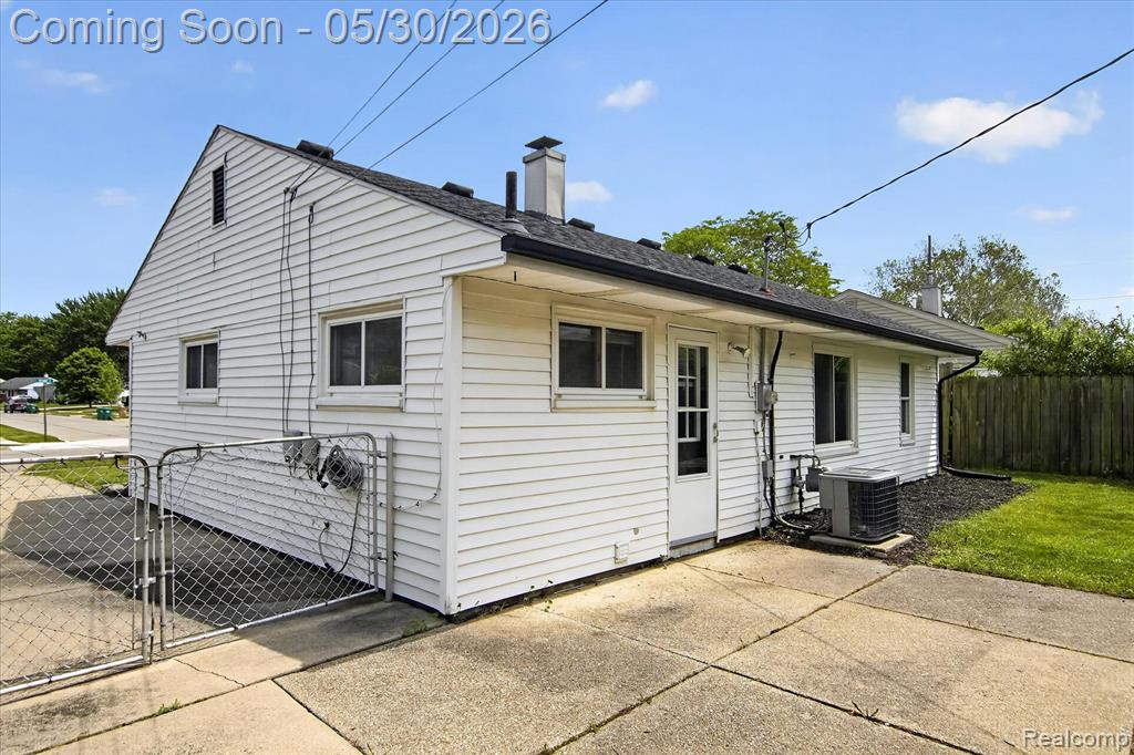181 Brandt Street, Garden City, MI — Photo 31