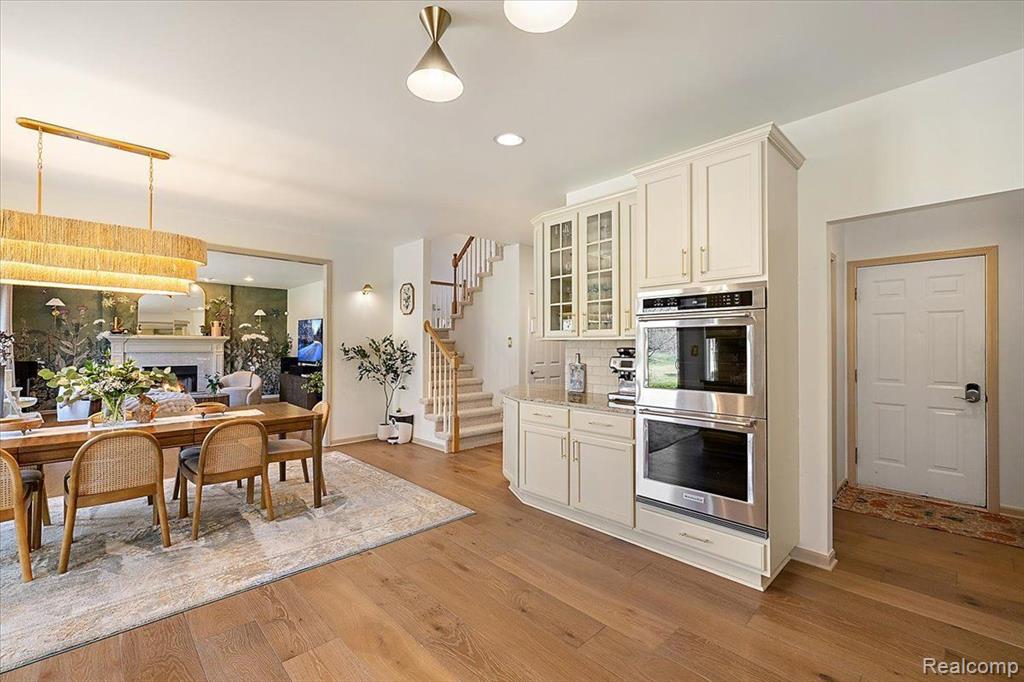 47082 NORTHUMBERLAND Street, Novi, MI — Photo 47