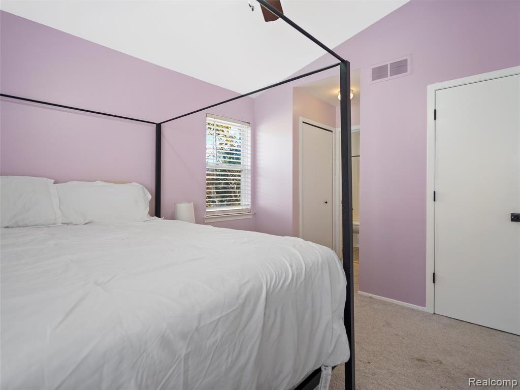 825 Huntclub Boulevard, Auburn Hills, MI 48326 — Photo 21
