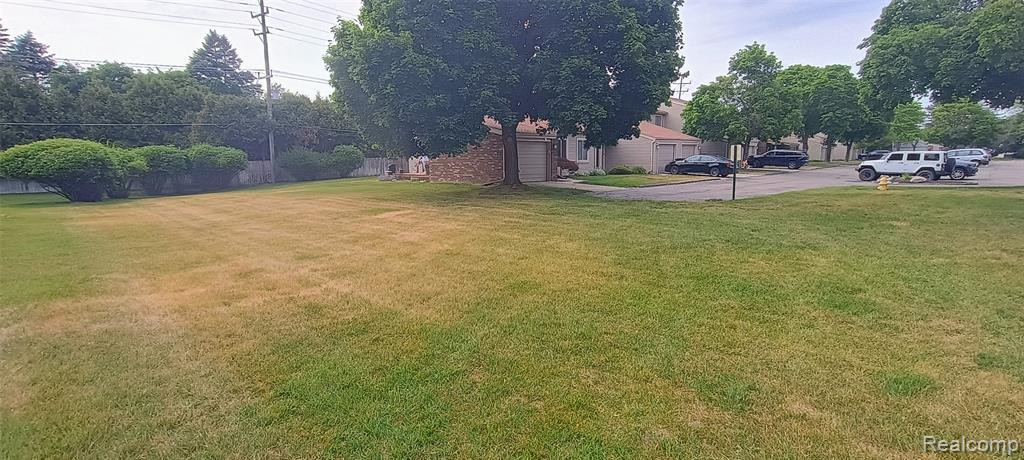 7506 Culpepper Court, Westland, MI — Photo 27