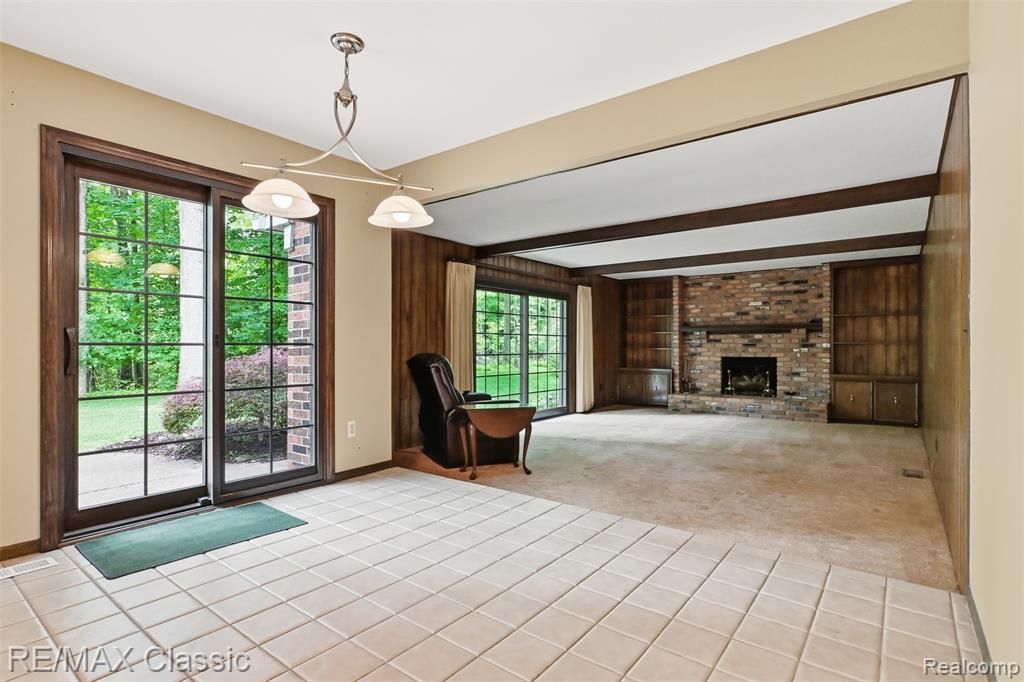 45451 Woodleigh Way, Plymouth, MI 48170 — Photo 17