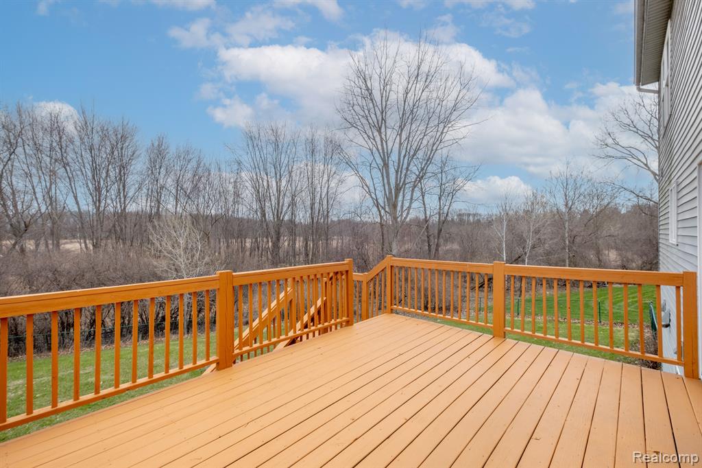 618 RUSTIC Trail, Linden, MI 48451 — Photo 24