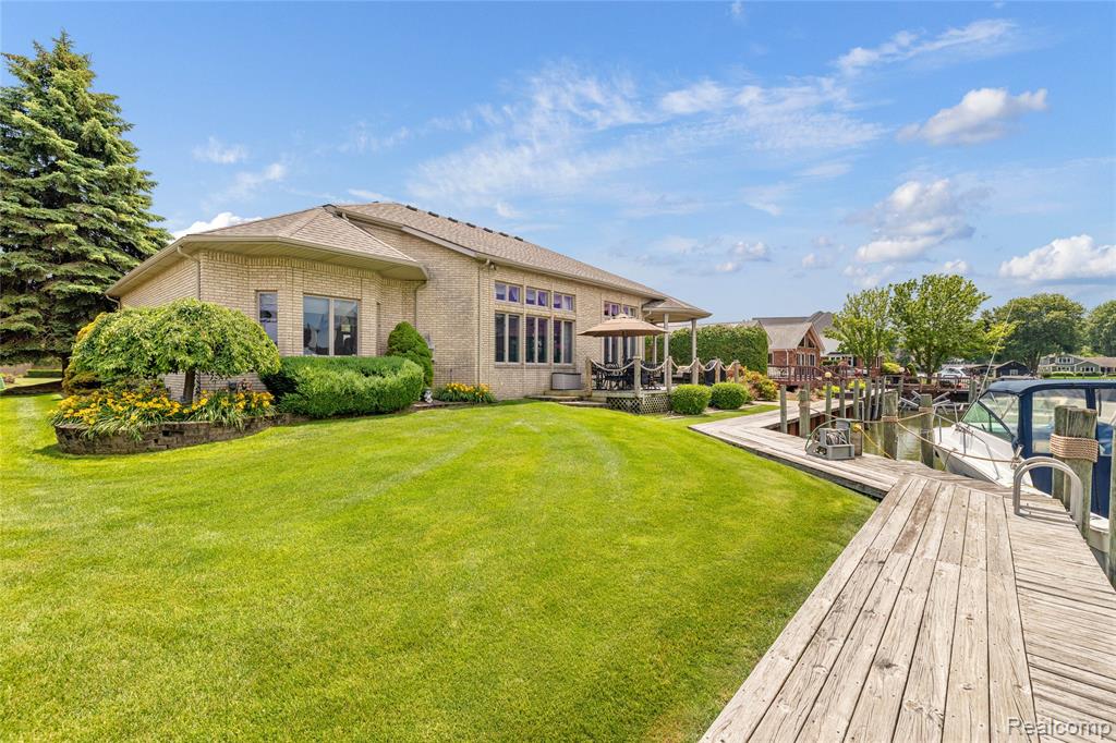 49539 Nautical Drive, Chesterfield, MI 48047 — Photo 63