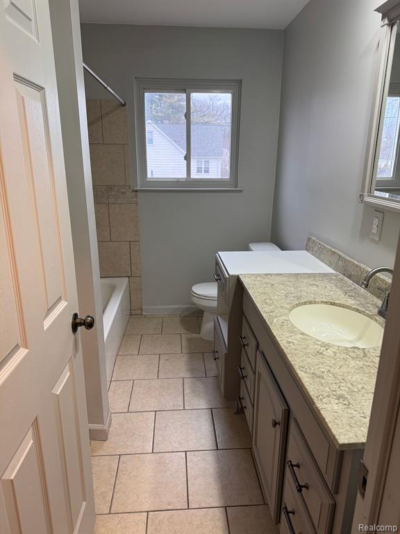 8739 REPUBLIC Avenue, Warren, MI 48089 — Photo 11