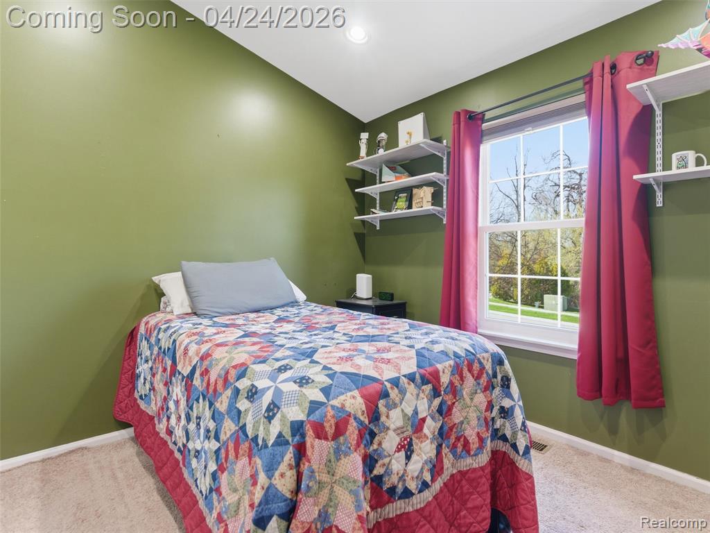 5617 Millpointe Drive, Waterford, MI 48327 — Photo 16