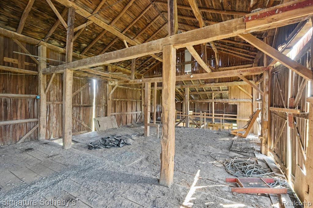 9827 KENNEDY Road, Munith, MI 49259 — Photo 91