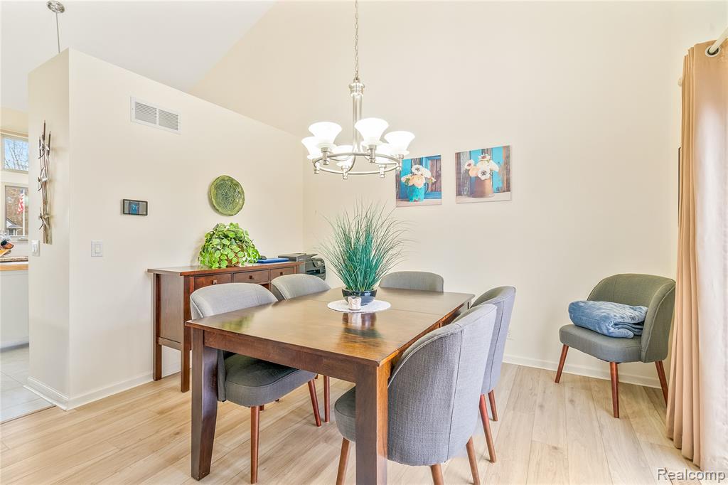 454 BREAKWATER, Belleville, MI 48111 — Photo 10