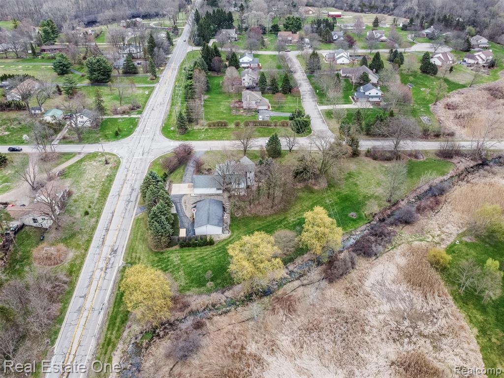 11030 Marshall Road, South Lyon, MI 48178 — Photo 5