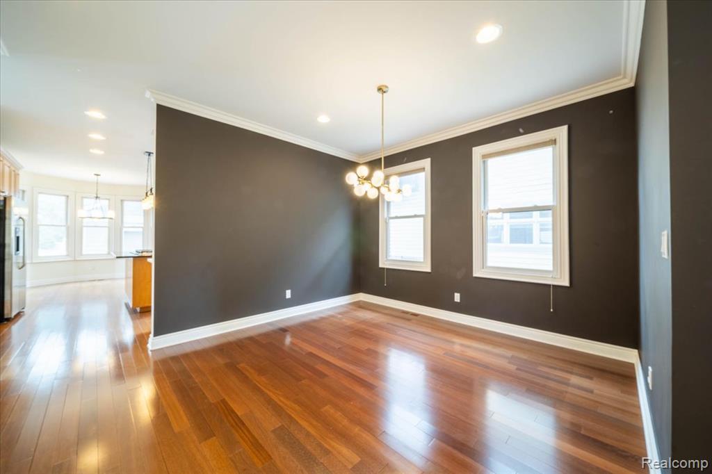 717 S Kenwood Avenue, Royal Oak, MI 48067 — Photo 8