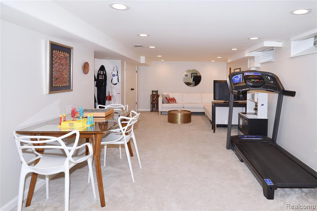 955 Wakefield Street, Birmingham, MI 48009 — Photo 33