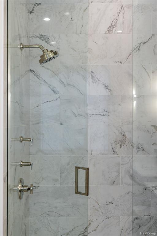 3431 Crooks Road, Troy, MI, 48084