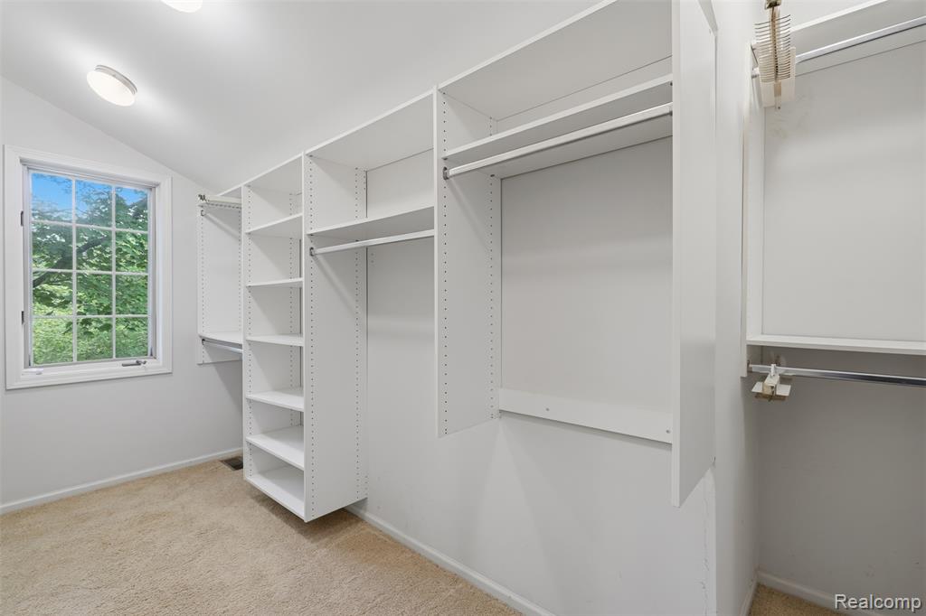 9277 Burning Tree Drive, Grand Blanc, MI 48439 — Photo 31