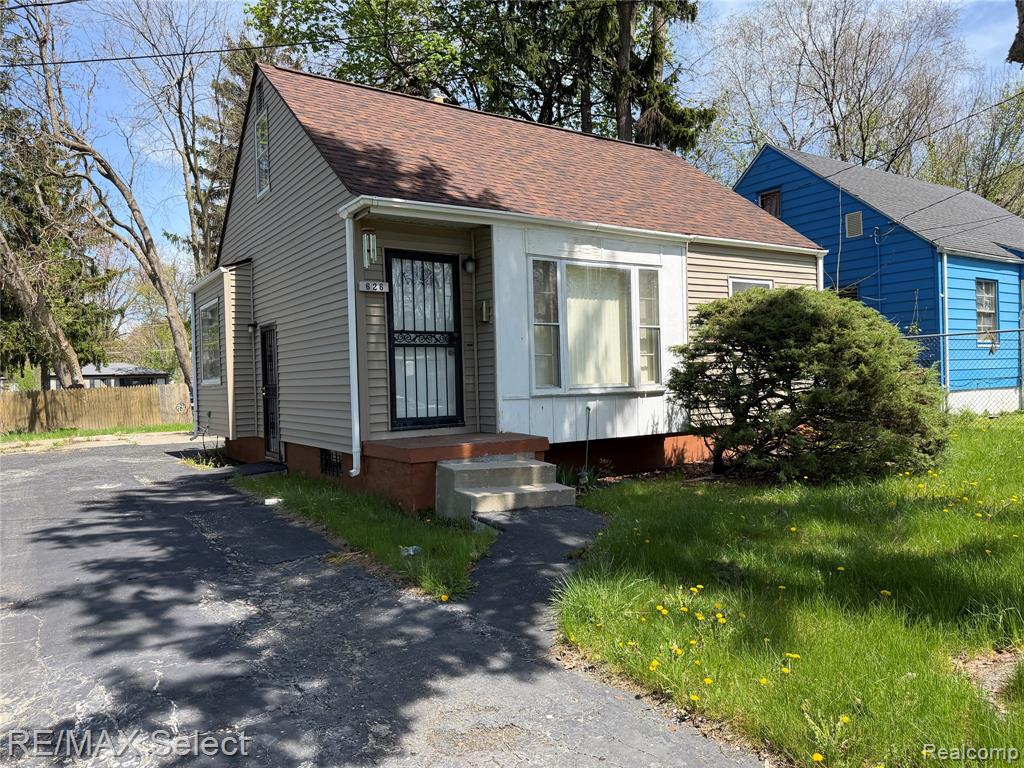 626 W Austin Avenue, Flint, MI 48505 — Photo 2