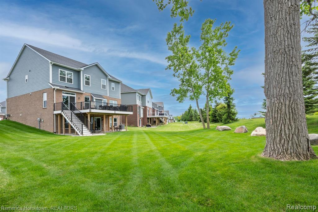 48229 Fieldstone Drive, Northville, MI 48168 — Photo 38