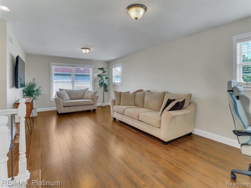 42202 Milton Drive, Belleville, MI 48111 — Photo 14