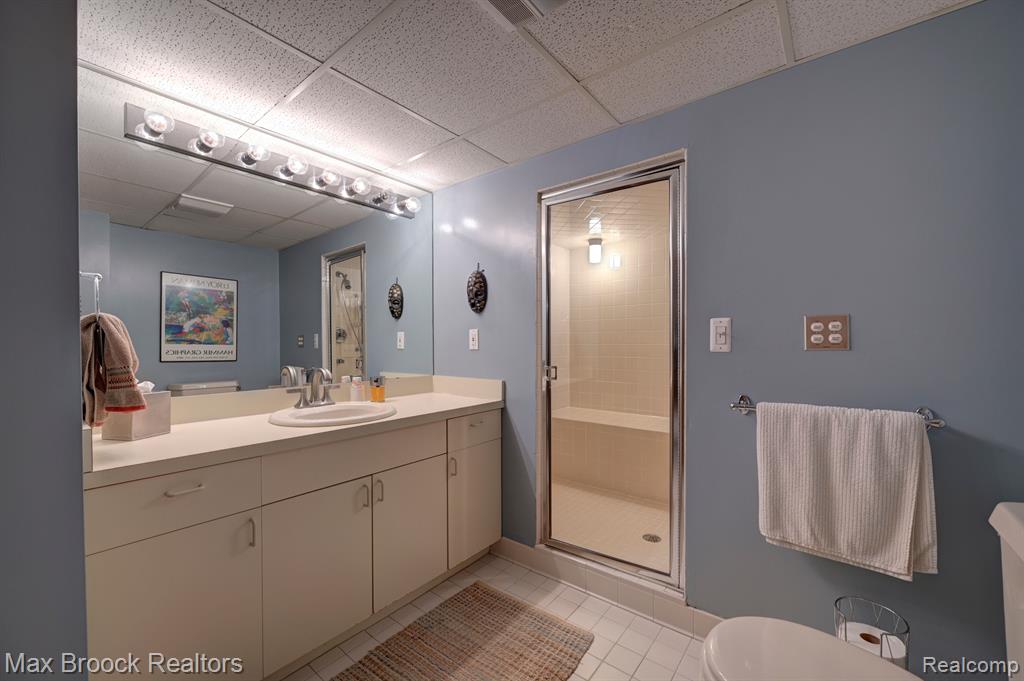 6324 ROSE Boulevard, West Bloomfield, MI — Photo 46