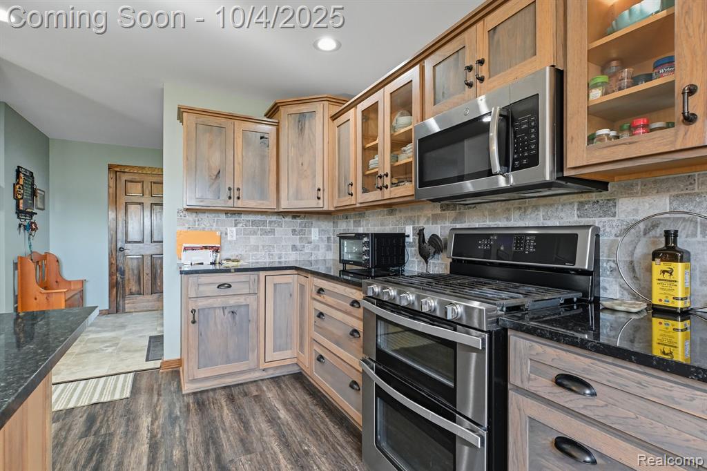 12600 Hibner Road, Hartland, MI 48353 — Photo 20