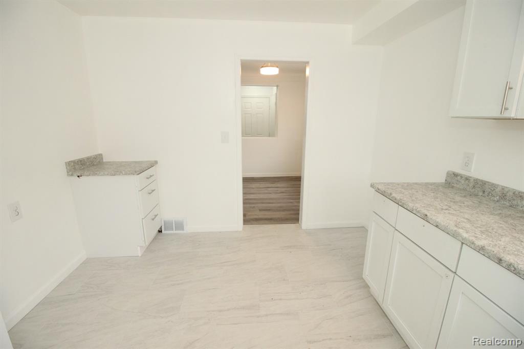 18112 Justine Street, Detroit, MI 48234 — Photo 10