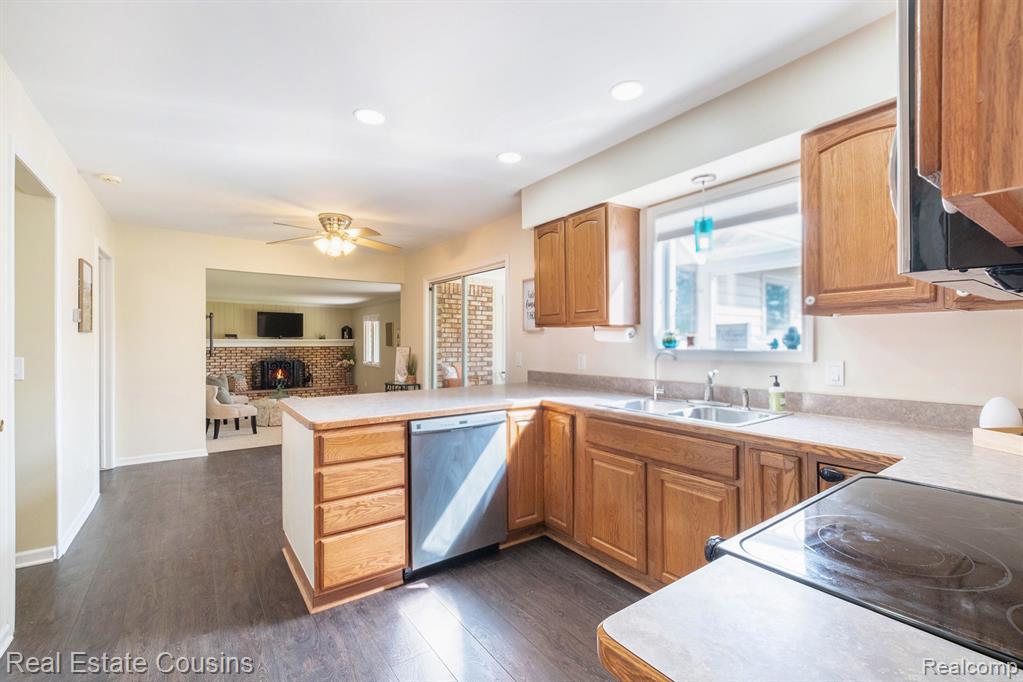 6273 Hill Road, Swartz Creek, MI 48473 — Photo 9