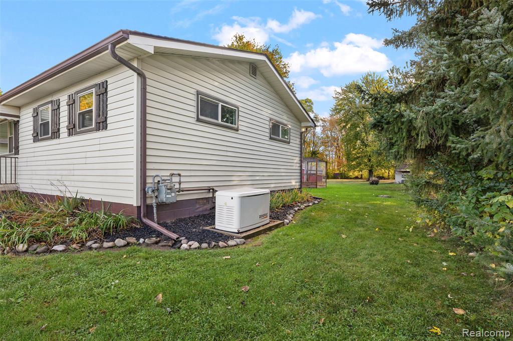 17655 Lohr Road, Sumpter, MI 48111 — Photo 16