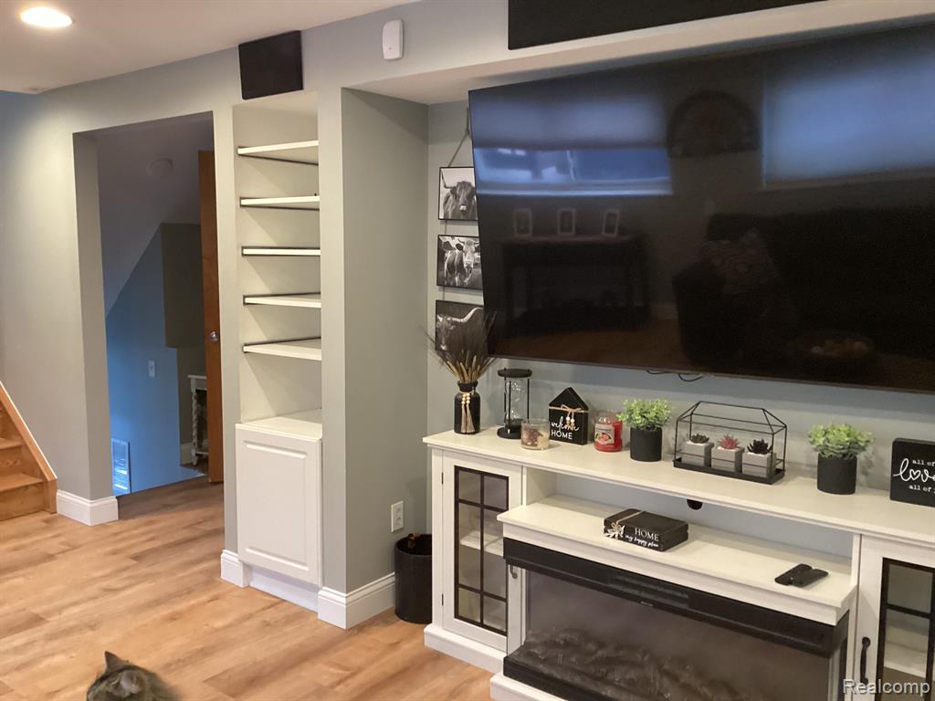 5936 THORNABY Drive, Waterford, MI 48329 — Photo 8