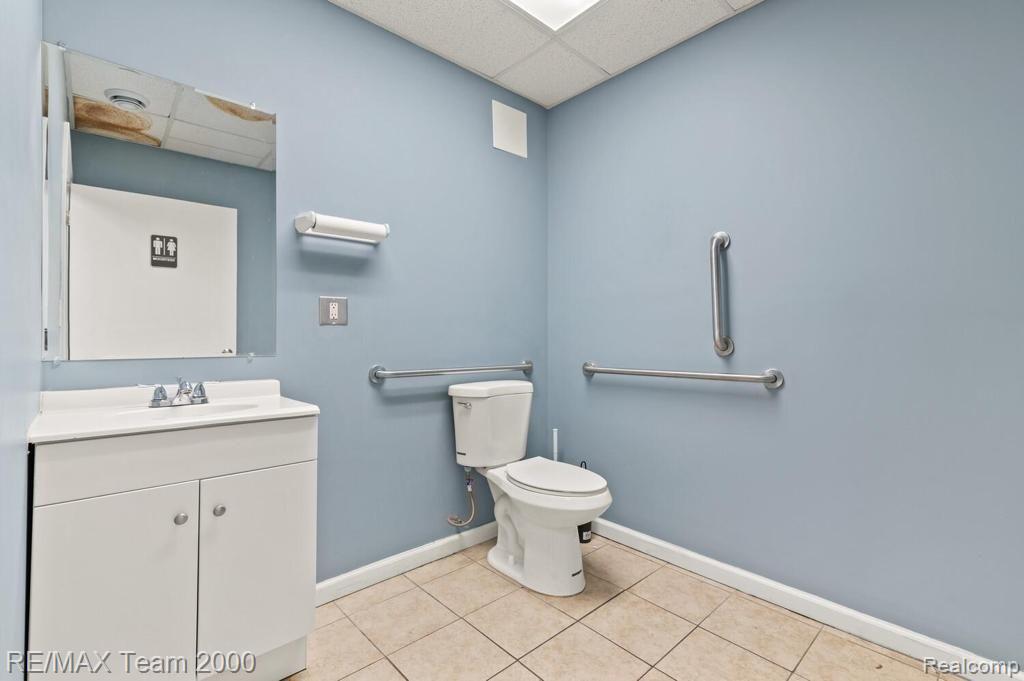 5153 S Beech Daly Street, Dearborn Heights, MI 48125 — Photo 24