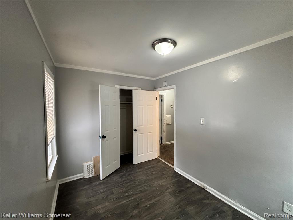 4651 Chatsworth Street, Detroit, MI 48224 — Photo 7