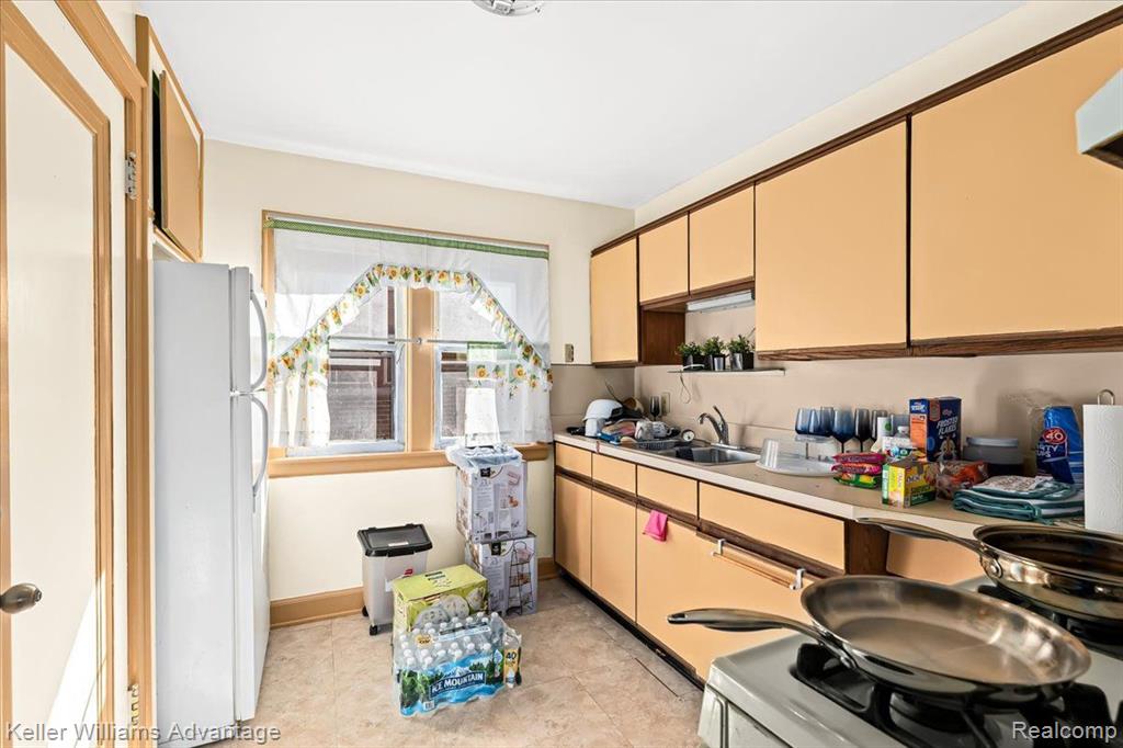5227 COURVILLE Street, Detroit, MI 48224 — Photo 25