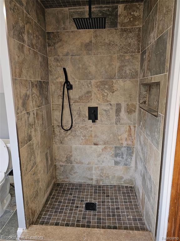 4946 Fishville Road, Grass Lake, MI 49240 — Photo 8
