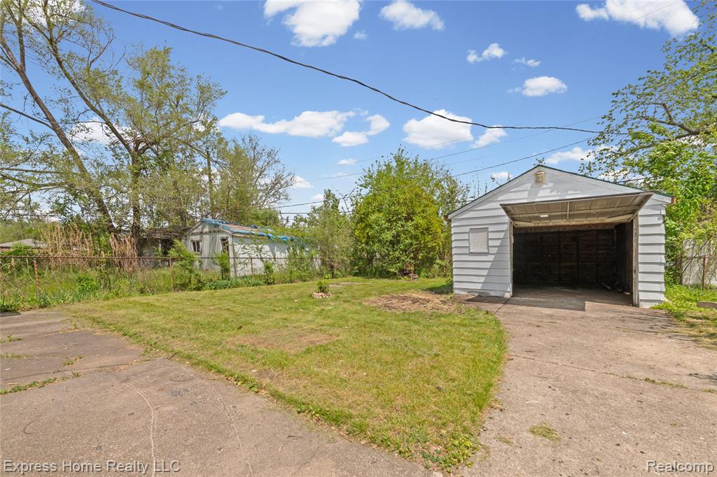 18590 Lumpkin Street, Detroit, MI 48234 — Photo 28