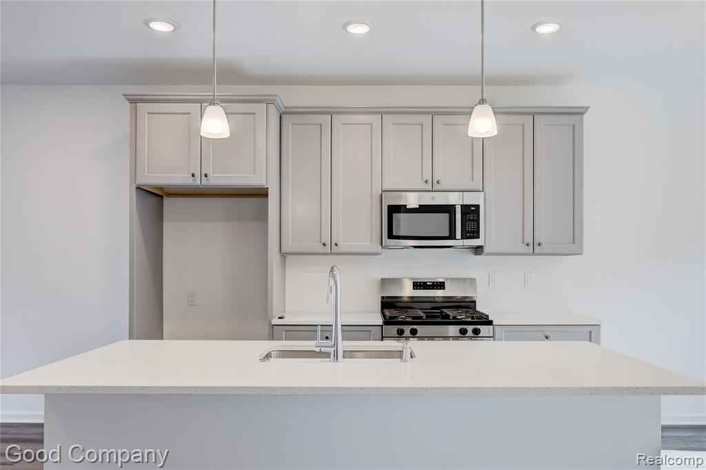 4849 Ludlow Lane, Troy, MI 48085 — Photo 14