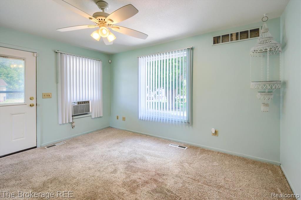 1314 Carman Street, Burton, MI 48529 — Photo 8