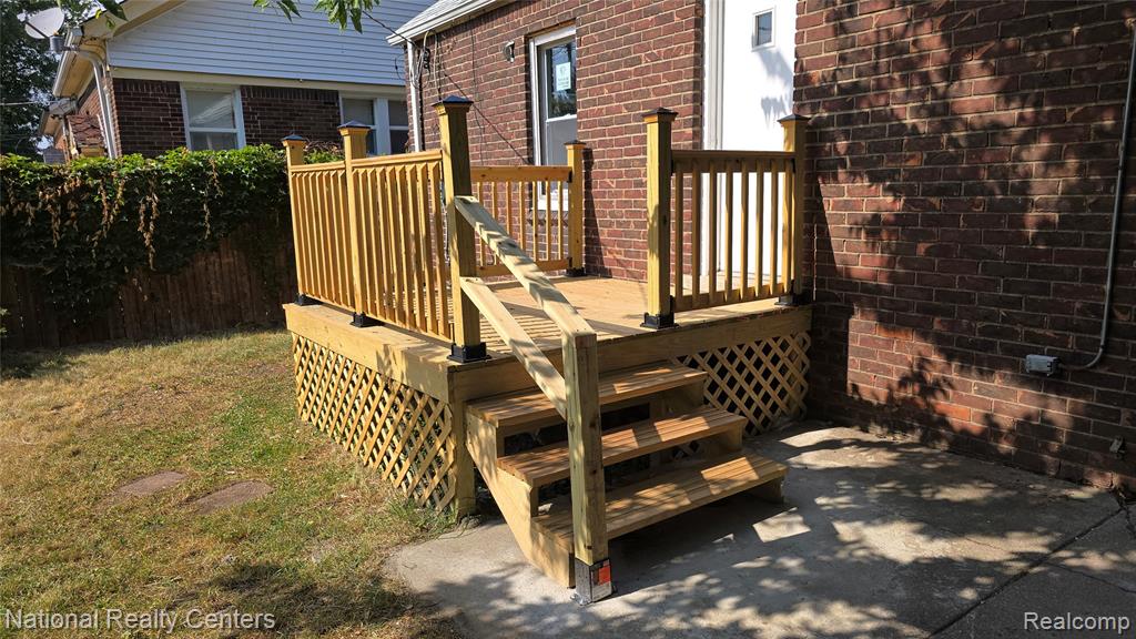 241 Eastlawn Street - Photo 5