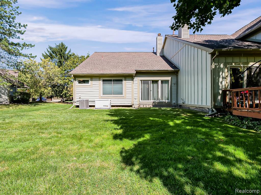 2591 Maple Forest Court, 1, Wixom, MI 48393 — Photo 21