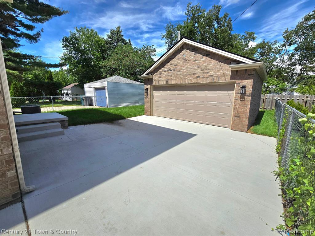 4974 Schlaff Street, Dearborn, MI 48126 — Photo 36