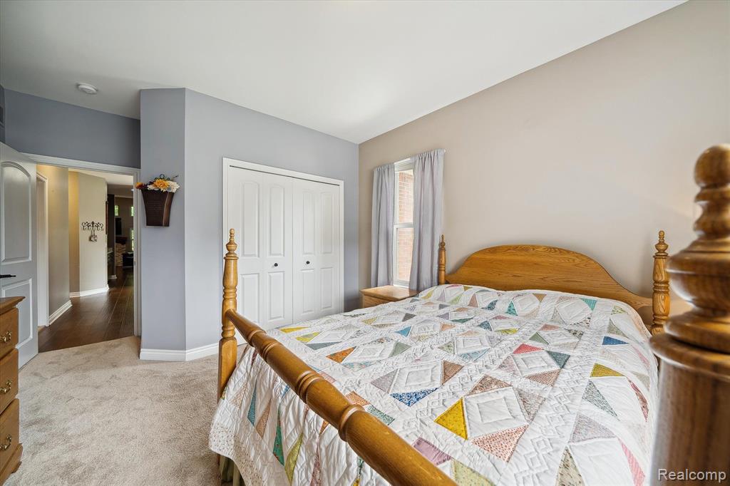 9566 KINGSWAY Circle, Clarkston, MI 48348 — Photo 31