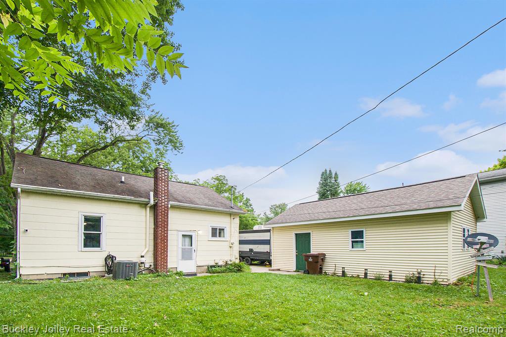 650 McCauley Street, Williamston, MI 48895 — Photo 16