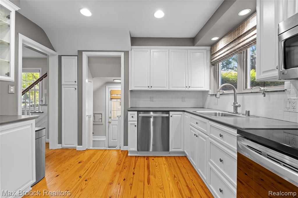 651 N Melborn Street, Dearborn, MI 48128 — Photo 5