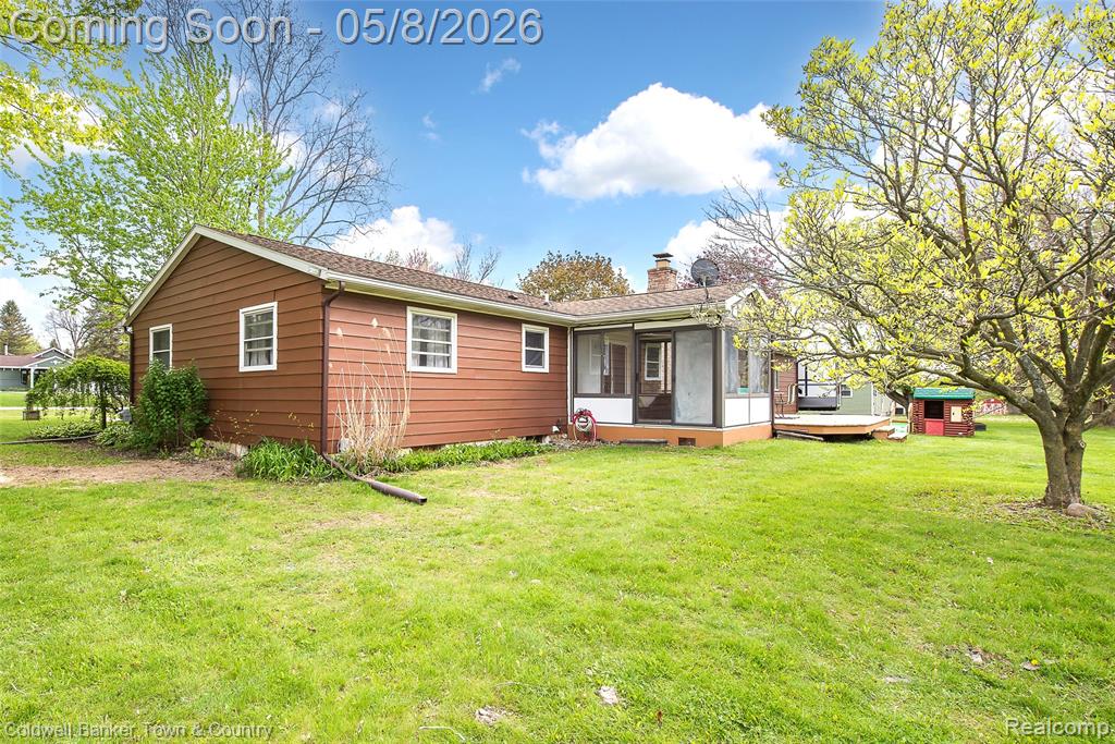 222 Bain Drive, Howell, MI 48855 — Photo 8