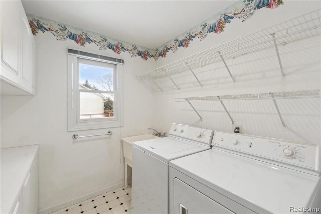 6615 GREENE HAVEN Drive, Clarkston, MI 48348 — Photo 35